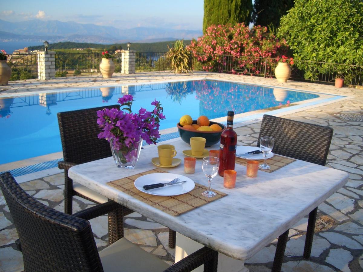 Villa Bacchus Kassiopi Corfu Екстер'єр фото