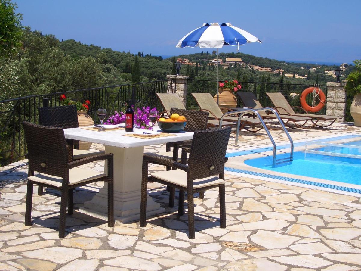 Villa Bacchus Kassiopi Corfu Екстер'єр фото