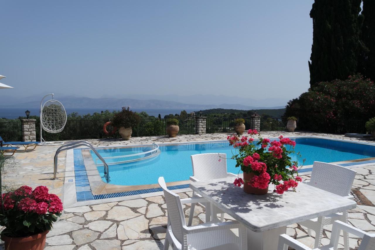 Villa Bacchus Kassiopi Corfu Екстер'єр фото