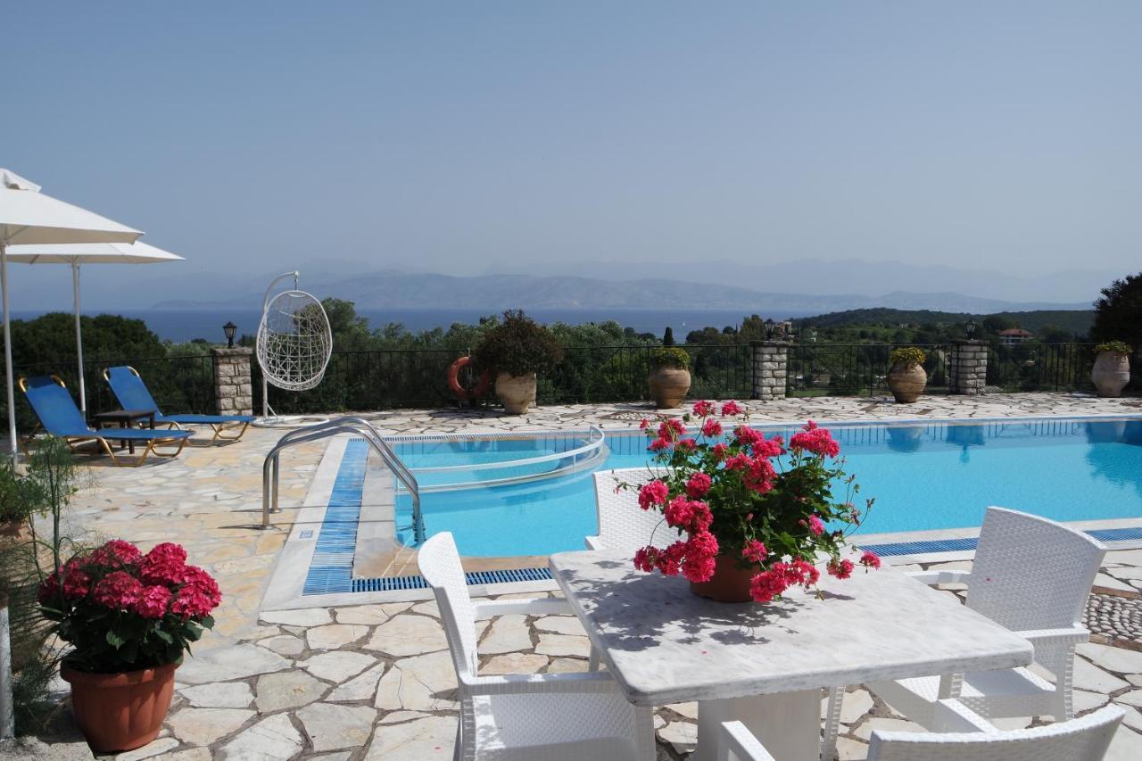Villa Bacchus Kassiopi Corfu Екстер'єр фото